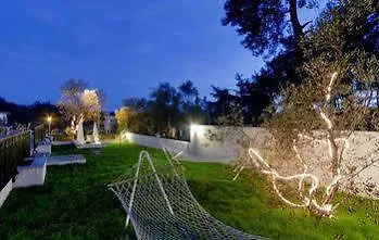 Отель Summer 4*