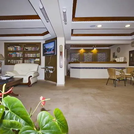 Hotel Summer